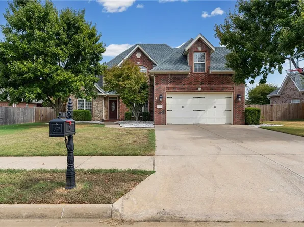 603 SE Jamaica Dr, Bentonville, AR 72712