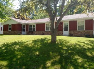 1702 Stonebridge Rd, West Bend, WI 53095