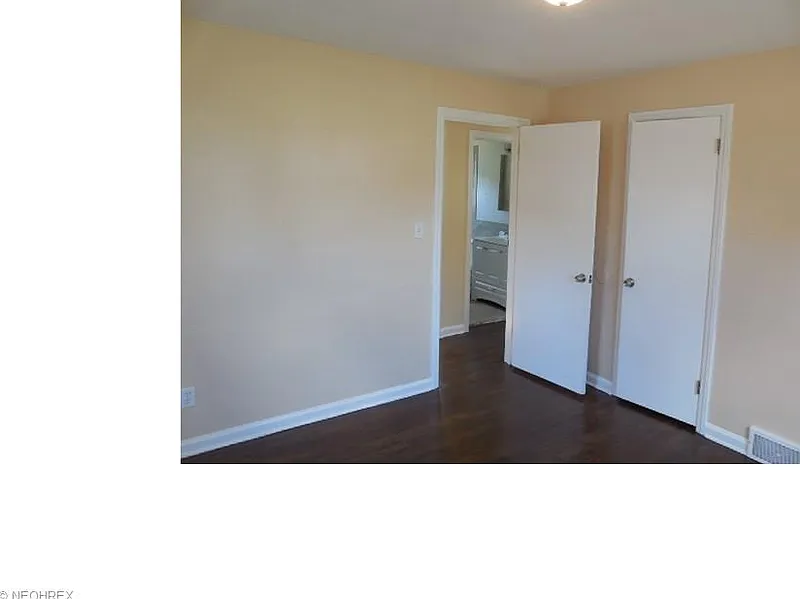 Thumbnail 13