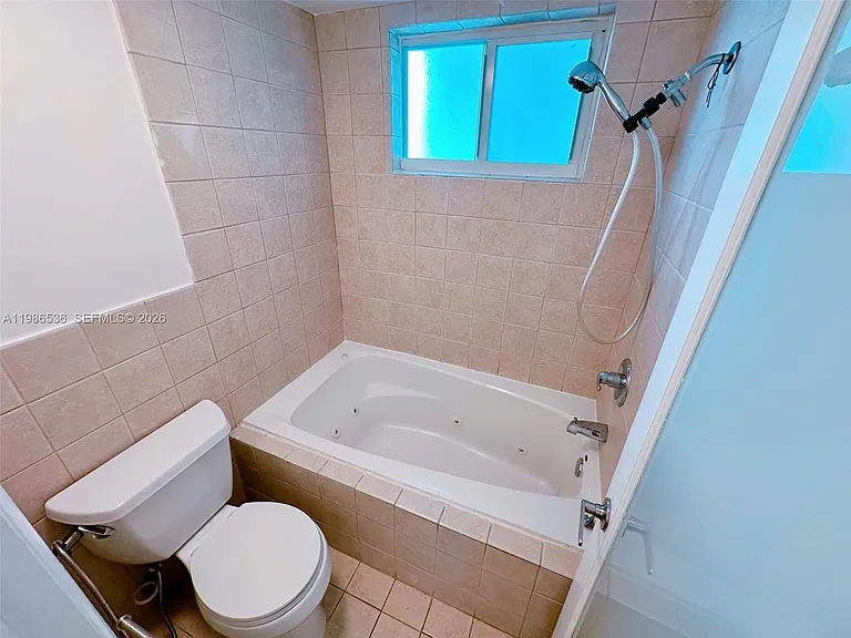 1345 Lincoln Rd #402 — Photo 15