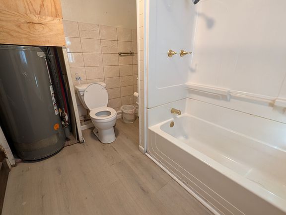 5th image of 247 N Ogden St