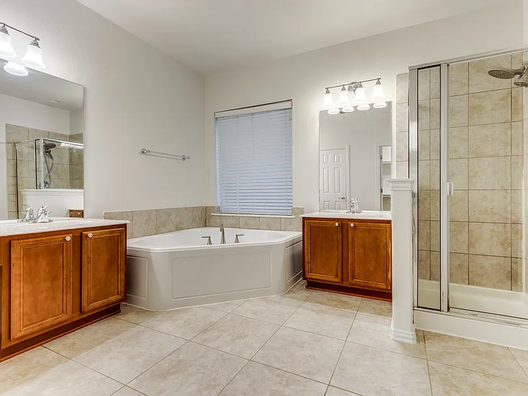 592 Burning Oak Dr — Photo 13