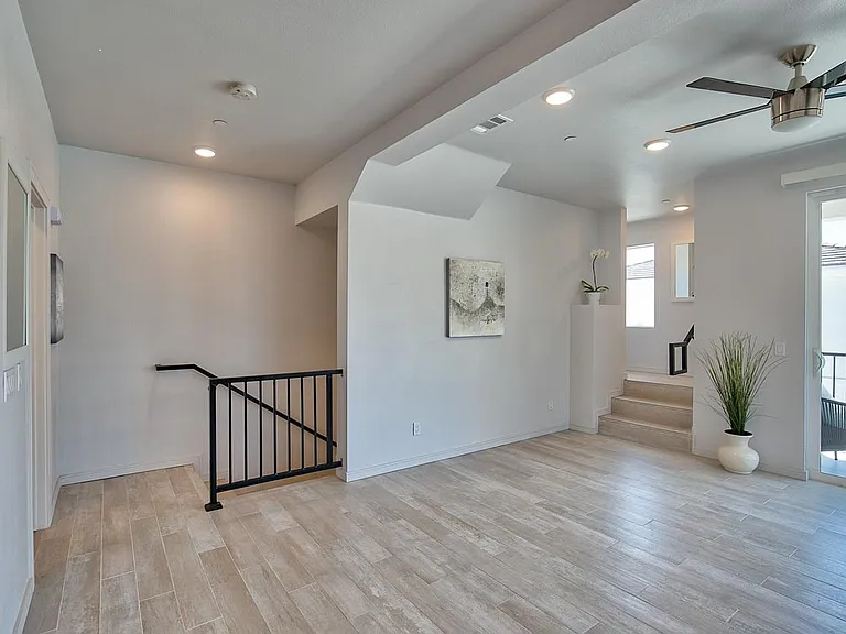 3732 Ash St — Photo 18