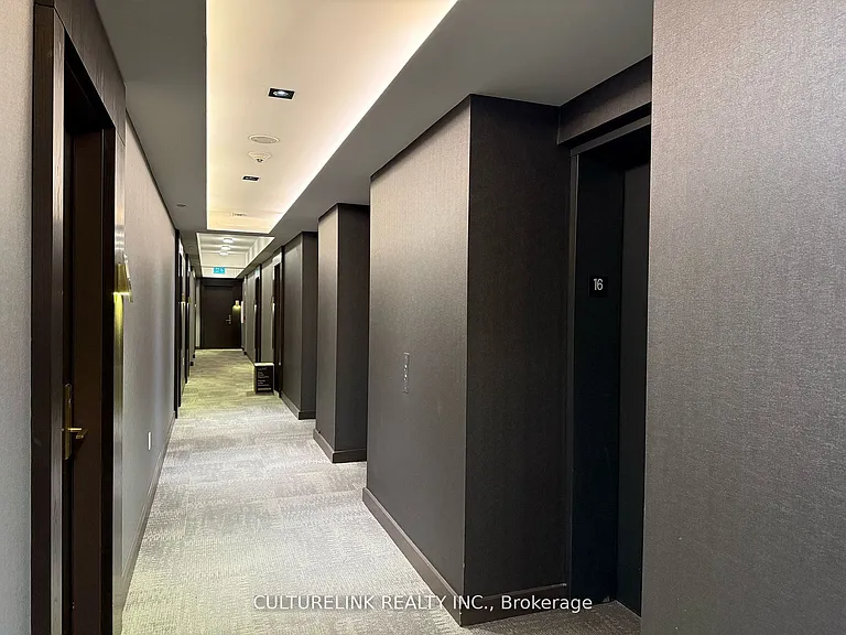 330 Richmond St W #1607 — Photo 15