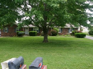 1423 Woodhurst St, Bowling Green, KY 42104