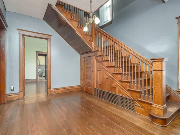 336 N Queen St, Nashville, MI 49073