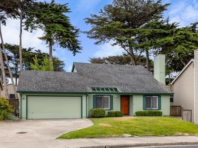 126 Cypress Lakes Ct, Marina, CA, 93933