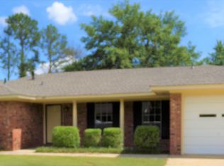 1009 McKinley St, Tupelo, MS 38801