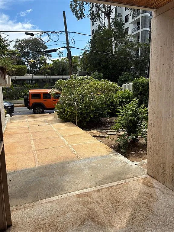 3 bed, 2.0 bath, 1479 sqft, $5,500 — Photo 4