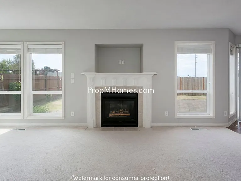 16059 NW Energia St — Photo 11