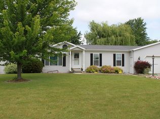 2711 Conesta Dr, Green Bay, WI 54311