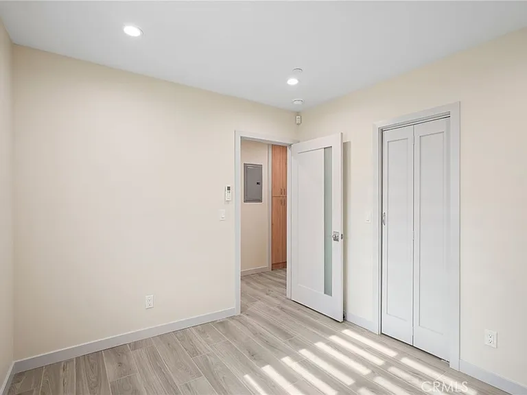 18748 Collins St — Photo 34