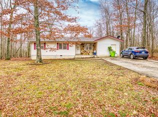 5016 Pawnee Rd, Crossville, TN 38572