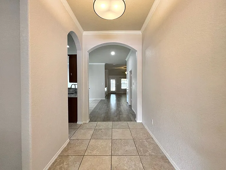 14415 High Plains Dr — Photo 3
