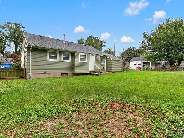 10328 Dudley Dr — Photo 7