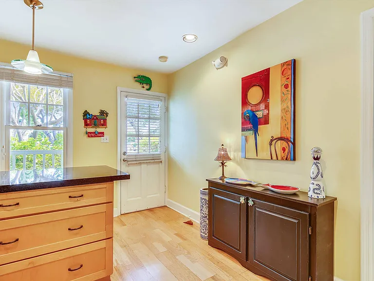 620 Thomas St #210-4 — Photo 5