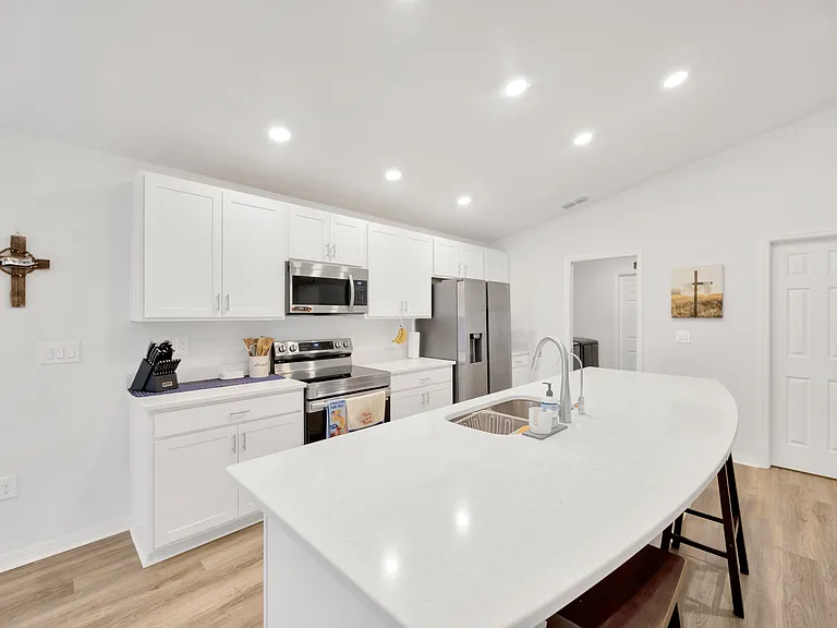 1072 Aruba Ave — Photo 5