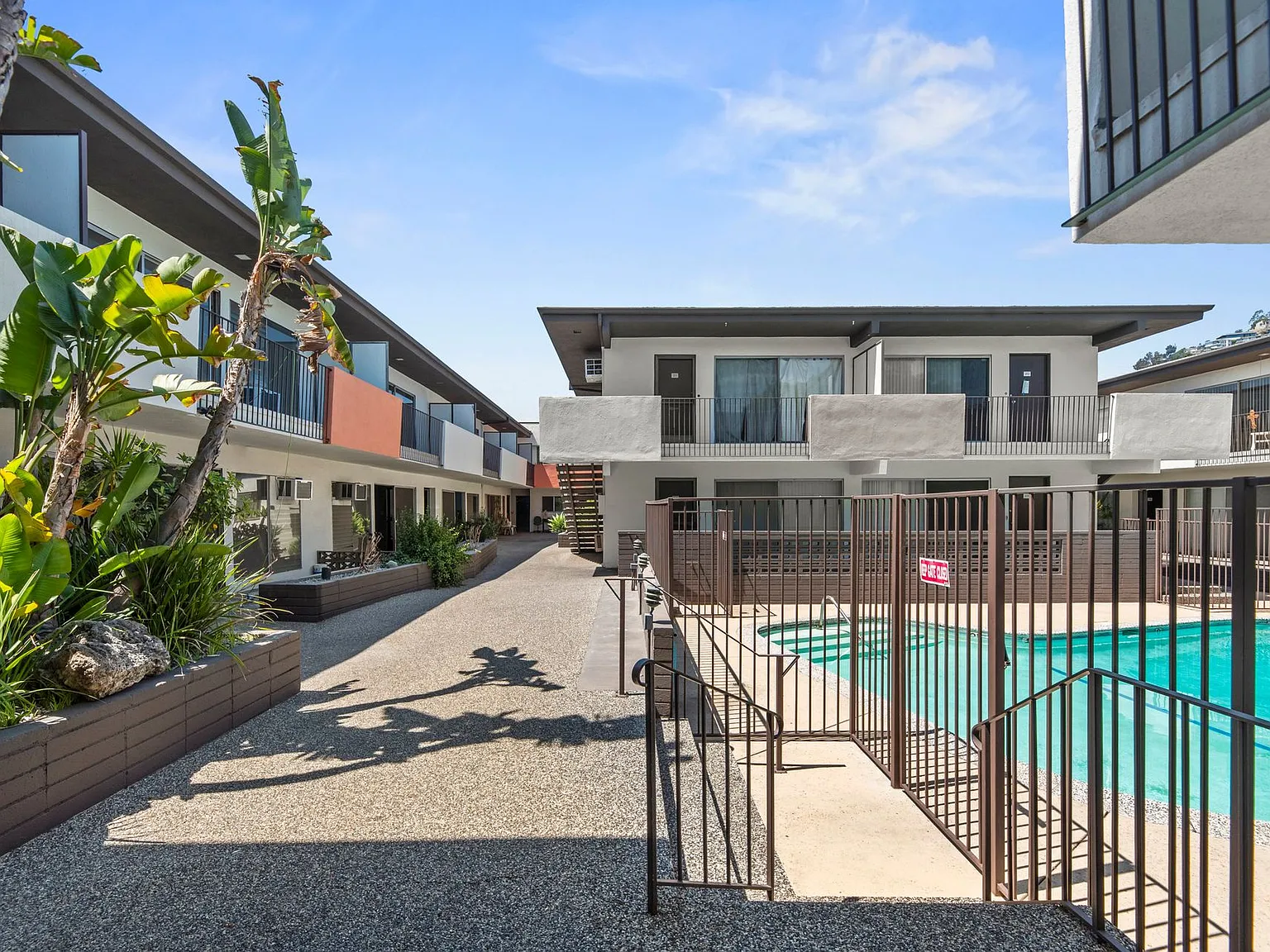 TALA Local at 1301 Havenhurst — Photo 4