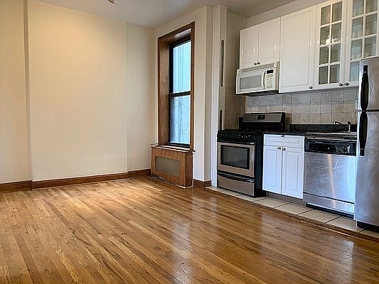 4th image of 274 W 19th St #4Z