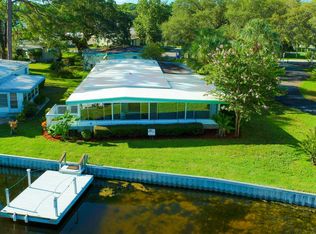 151 W Sterling Way, Leesburg, FL 34788