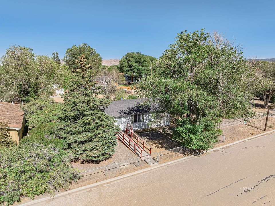 1st image of 217 4th St