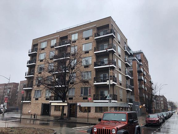 4th image of 2233 Caton Ave