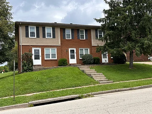 741 Ridgeview Dr Photo 1