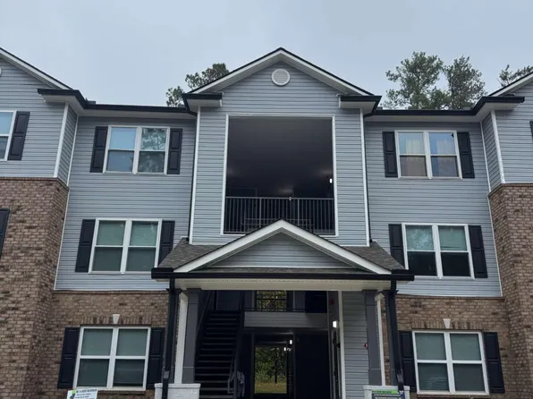 3204 Fairington Village Dr, Lithonia, GA 30038