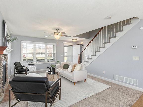 4th image of 9366 Fairview Dr