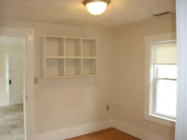 197 Arlington St — Photo 5