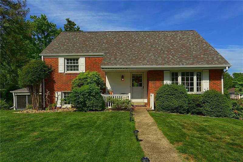 1st image of 2805 Ponderosa Dr