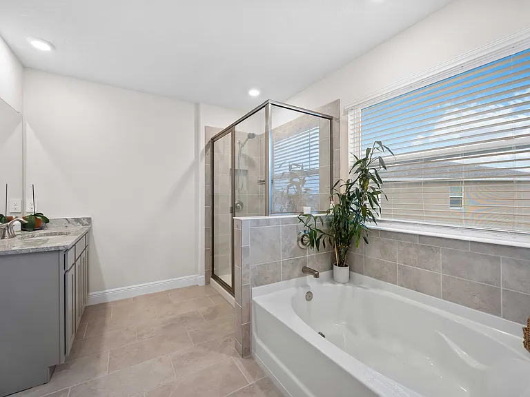 17564 Cantarina Cv — Photo 10