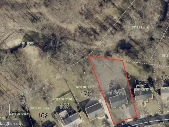 6220 Hardy Dr, Mc Lean, VA 22101