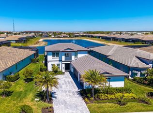 3697 Sapphire Cove Cir, Naples, FL 34114