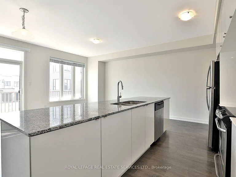 3191 Ernest Appelbe Blvd — Photo 15