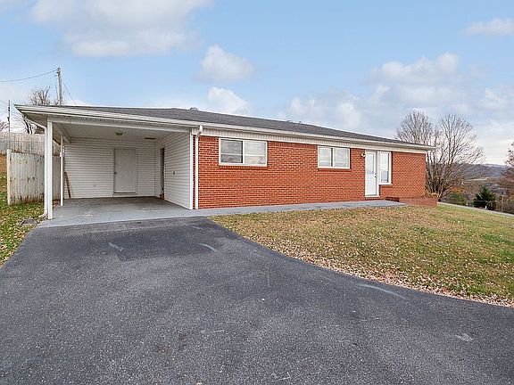 2nd image of 214 Rose Dr