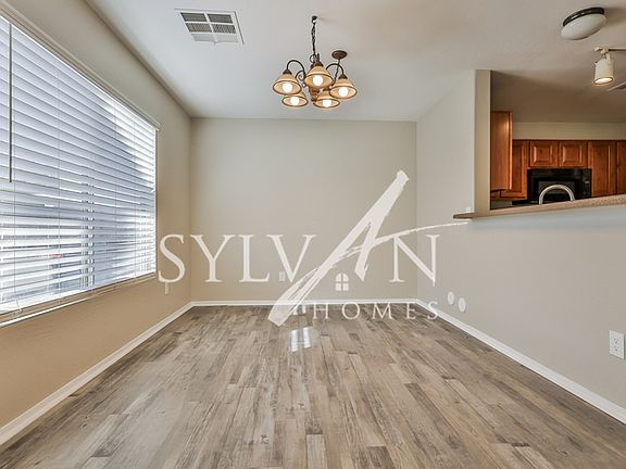 5th image of 1435 W Roosevelt Ave