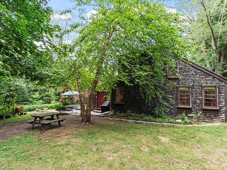36 East St — Photo 31