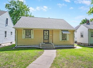 3940 Perry Ave N, Robbinsdale, MN 55422