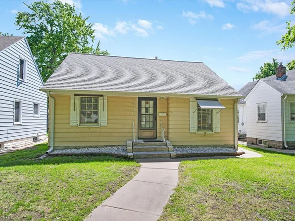 3940 Perry Ave N, Robbinsdale, MN 55422