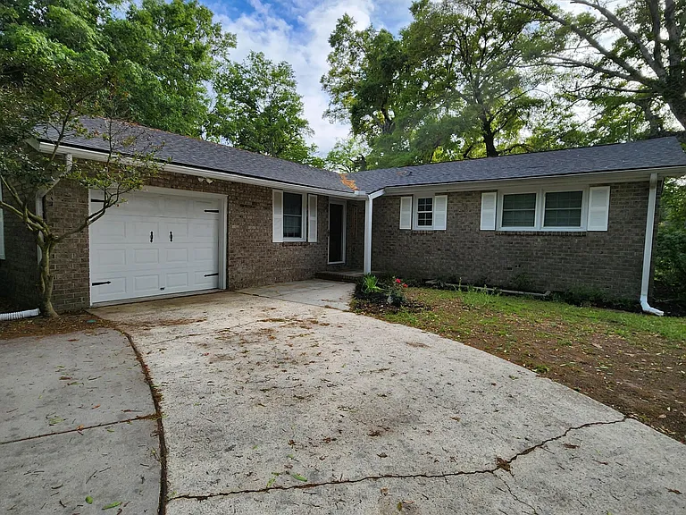 1379 Camp Rd — Photo 16