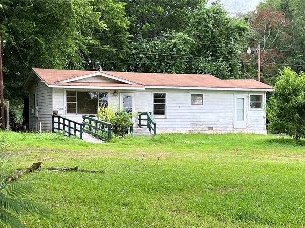 6587 Fm 1766, Naples, TX 75568