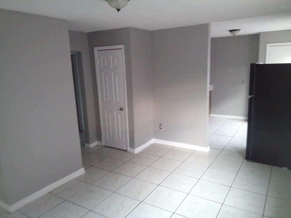 1st image of 1813 W 6th St APT 3