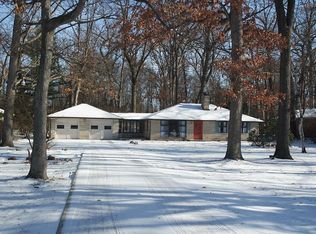 52302 Kenilworth Rd, South Bend, IN 46637