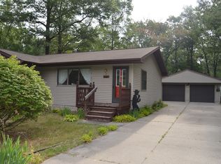 116 Sheridan Dr, Prudenville, MI 48651