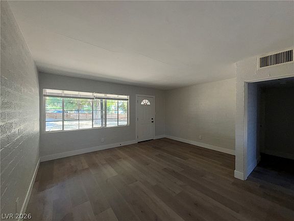 4th image of 1628 Thelma Ln #1628
