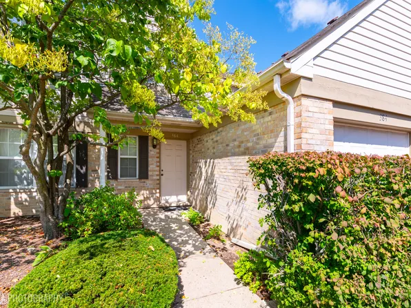 384 Crystal Ridge Dr #384, Crystal Lake, IL 60012