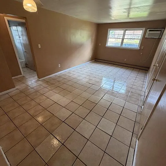 3055 Hadley Ave #2 — Photo 2