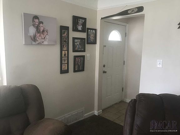 4th image of 13783 Oakdale St