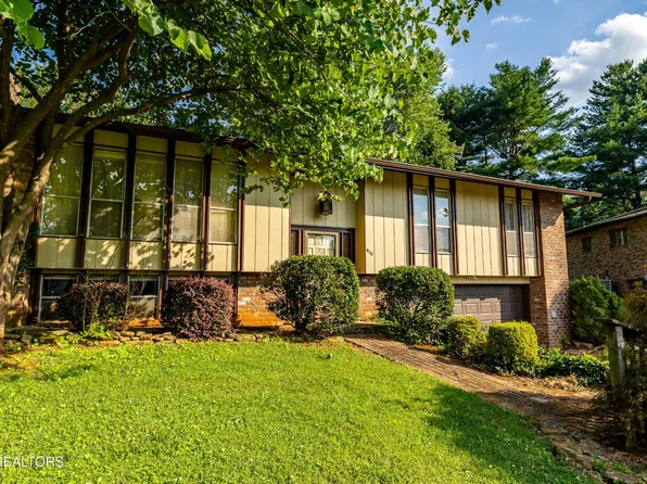 936 Devon Cir, Maryville, TN 37804